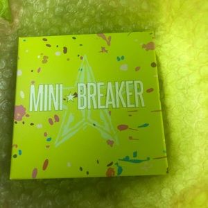 Jeffree Star Jawbreaker mini palette